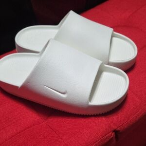 Nike White Slide Sandals with Subtle Swoosh